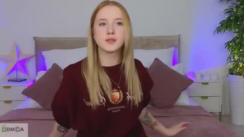 Adele online show from 03-07-25, 07:16