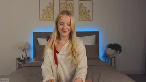 Adele online show from 10-29-25, 09:38