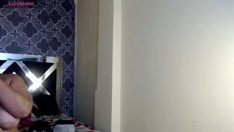 Snapshot of adele_cruzz chatting on 01-12-26, 10:59 adele cruzz online show from 01-12-26, 10:59