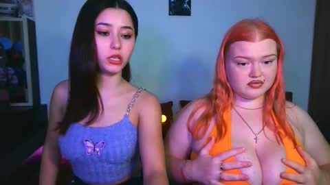 adele_kiara online show from 10-22-25, 01:28