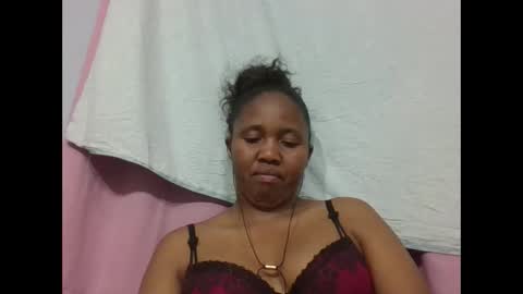 adelealy online show from 09-25-25, 07:06