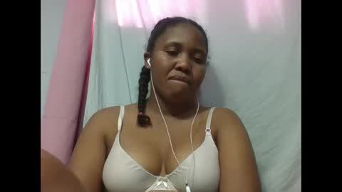 adelealy online show from 10-27-25, 05:22