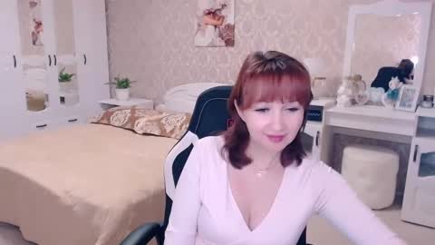 AdeleMoran online show from 01-18-25, 11:00