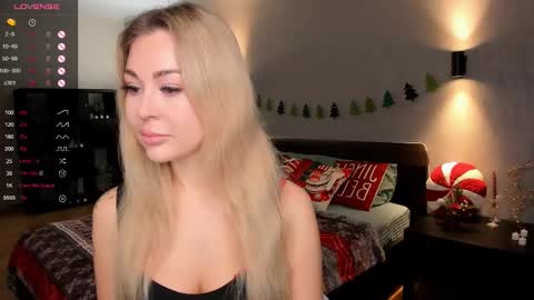 Adele online show from 01-05-25, 02:17