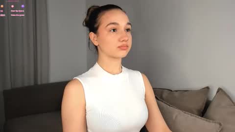 adelexx_zll online show from 02-25-26, 04:38