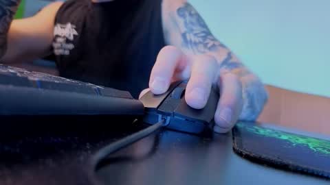 Adelia online show from 09-12-25, 08:47