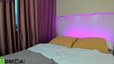 Adelina bliss online show from 10-04-25, 01:14