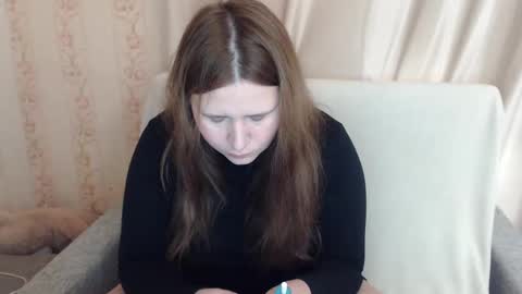 adelinalawson online show from 12-19-24, 10:02