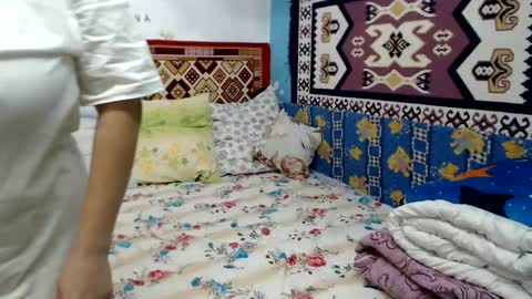 Snapshot of adelineblueeyes chatting on 10-15-25, 09:53 Larisa online show from 10-15-25, 09:53