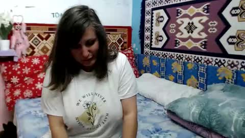 Snapshot of adelineblueeyes chatting on 10-25-25, 10:56 Larisa online show from 10-25-25, 10:56