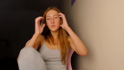 Adell online show from 12-18-25, 10:38