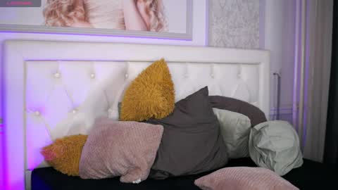 Adelyn online show from 12-07-24, 12:56