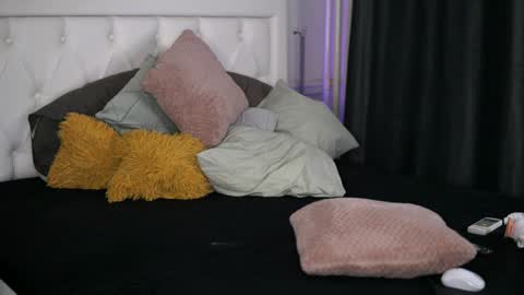 Adelyn online show from 12-28-24, 12:03