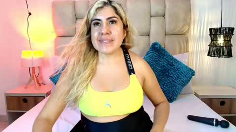 AdharaSmithh online show from 11-10-25, 07:35