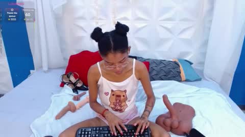 adisson_petite1 online show from 02-02-26, 06:39