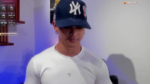 Snapshot of adonis_dlh chatting on 01-27-25, 01:05 Adonis online show from 01-27-25, 01:05