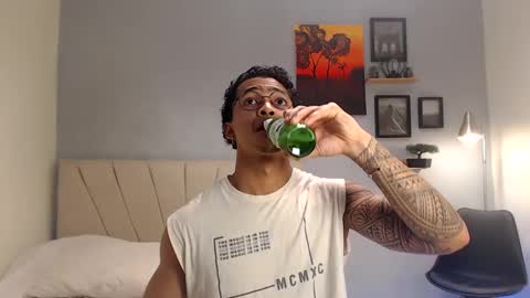 Snapshot of adonis_dlh chatting on 09-28-25, 03:12 Adonis online show from 09-28-25, 03:12