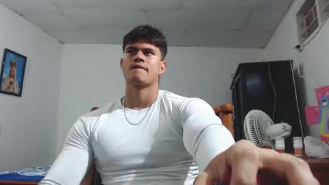 Snapshot of adonis_walkerx chatting on 02-06-25, 02:26 adonis_walkerx online show from 02-06-25, 02:26