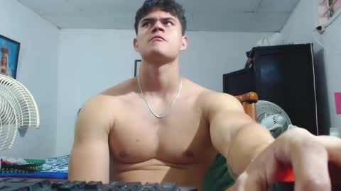 Snapshot of adonis_walkerx chatting on 02-11-25, 01:41 adonis_walkerx online show from 02-11-25, 01:41