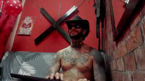 Snapshot of adonisgel999 chatting on 02-20-26, 12:40 demon online show from 02-20-26, 12:40