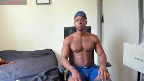 Snapshot of adonisknigh chatting on 09-15-25, 03:23 Adonis Knight  online show from 09-15-25, 03:23