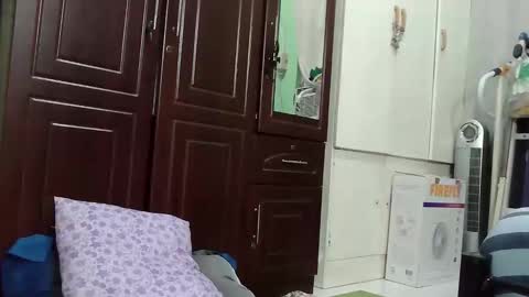 annelovesu online show from 11-24-25, 12:32