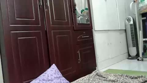 annelovesu online show from 11-26-25, 04:30