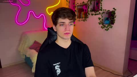 adrean_sofi online show from 02-14-25, 07:12