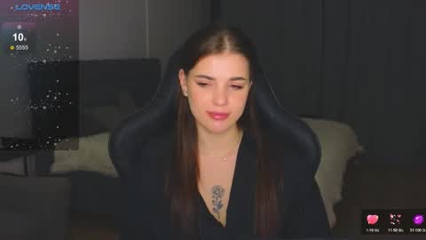 Adriana online show from 11-14-25, 01:59