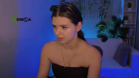 Snapshot of adri_sky chatting on 08-04-26, 12:52 adri_sky online show from 08-04-26, 12:52