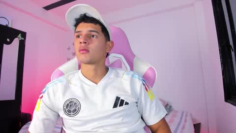 Snapshot of adrian_prime_ chatting on 02-17-26, 06:36 ADRIAN online show from 02-17-26, 06:36