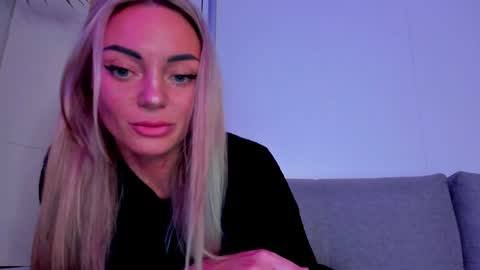 Adriana online show from 01-26-25, 06:27