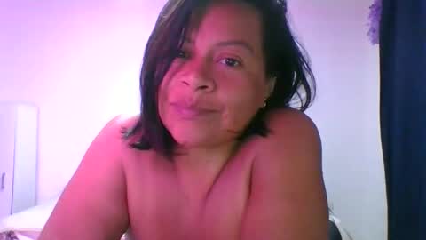 adrianagogo18 online show from 10-18-25, 12:24