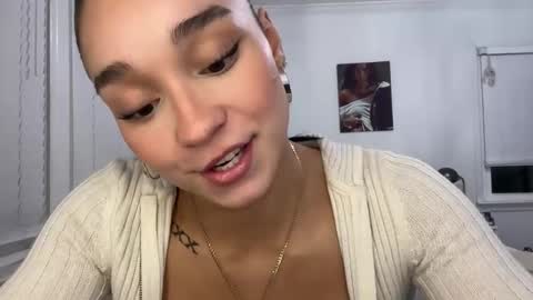 Adrianna  online show from 02-08-25, 02:47