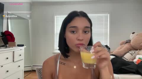 Adrianna  online show from 10-12-25, 05:01