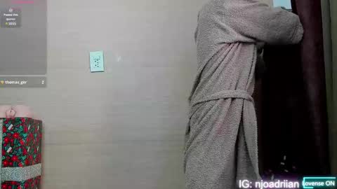 Adrian online show from 01-04-25, 03:39