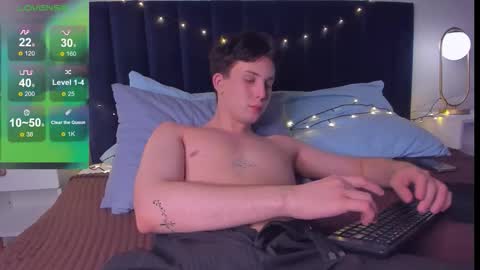 adrianoaubert online show from 10-12-25, 04:39