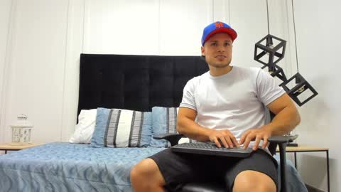 Adrein Roche online show from 02-03-25, 11:15