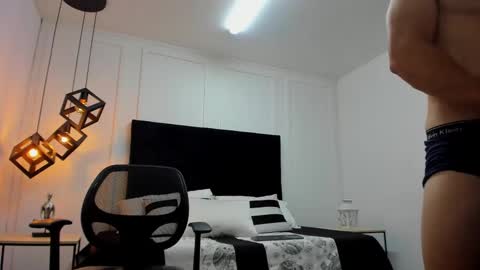 Adrein Roche online show from 02-18-25, 02:38