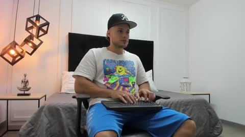 Adrein Roche online show from 02-26-25, 11:15