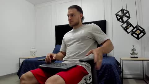 Adrein Roche online show from 03-10-25, 11:16