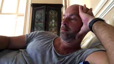 Snapshot of adrienfromparis chatting on 10-17-25, 11:02 adrienfromparis online show from 10-17-25, 11:02