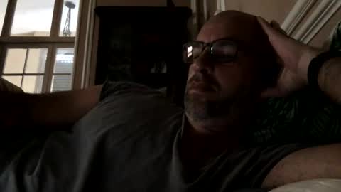 adrienfromparis online show from 12-18-25, 08:09