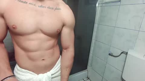 Snapshot of advp69 chatting on 12-12-24, 11:40 Mrrfitt online show from 12-12-24, 11:40