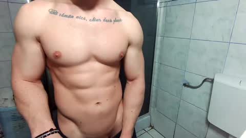 Snapshot of advp69 chatting on 02-25-25, 09:57 Mrrfitt online show from 02-25-25, 09:57