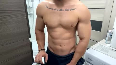 Snapshot of advp69 chatting on 10-02-25, 11:06 Mrrfitt online show from 10-02-25, 11:06