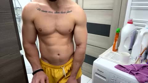 Snapshot of advp69 chatting on 10-11-25, 05:17 Mrrfitt online show from 10-11-25, 05:17