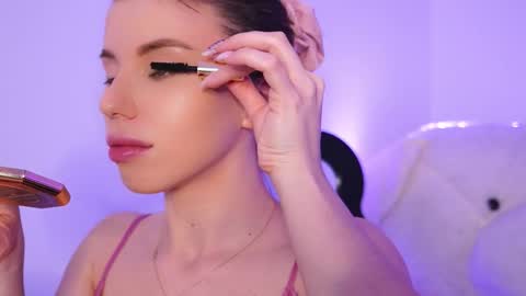 Aelia online show from 02-24-26, 06:28