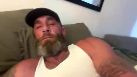 Snapshot of afcrider chatting on 12-05-25, 04:25 afcrider online show from 12-05-25, 04:25