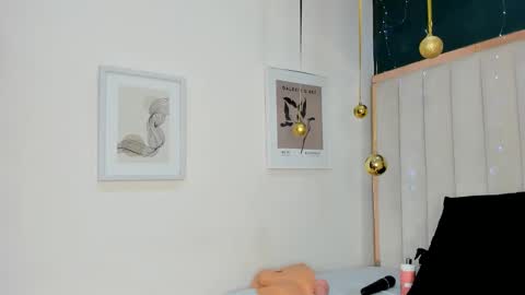 Africa  online show from 12-03-25, 02:30